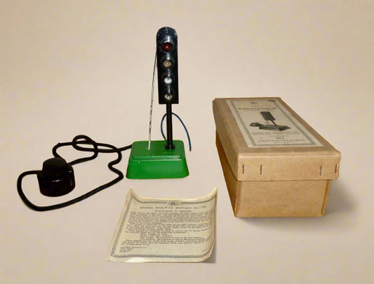 1950s British SEL Metal Battery Operated Railway Signal Light Toy Model 730 In Its Original Box