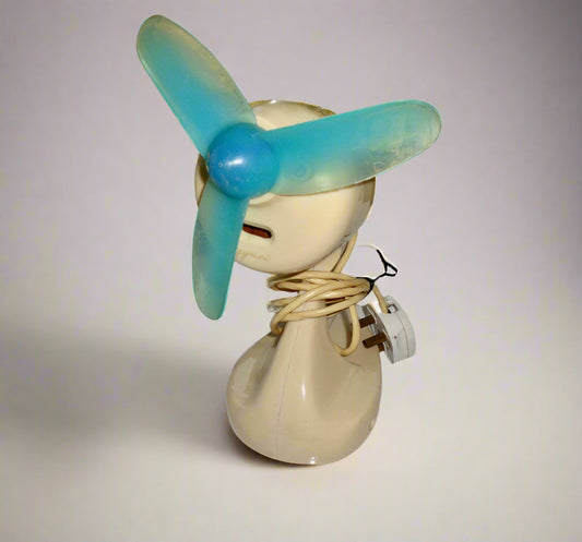 1950s Cygnet Reelek Desk Fan With Polythene Blue Blades And A Cream Bakelite Body