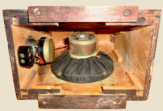 1950s Model 55 Truvox Cabinet Loudspeaker With A Monobolt BX52 Speaker