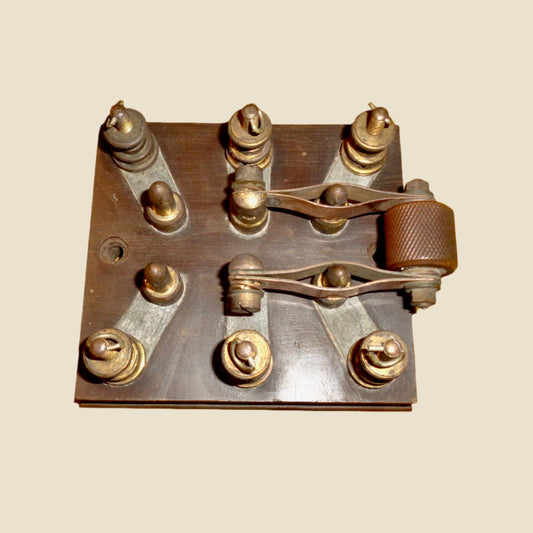 WW1 Royal Navy 2-Pole Knife / Aerial Switch Pattern 1549 As Used In A Radio Receiver Outfit C