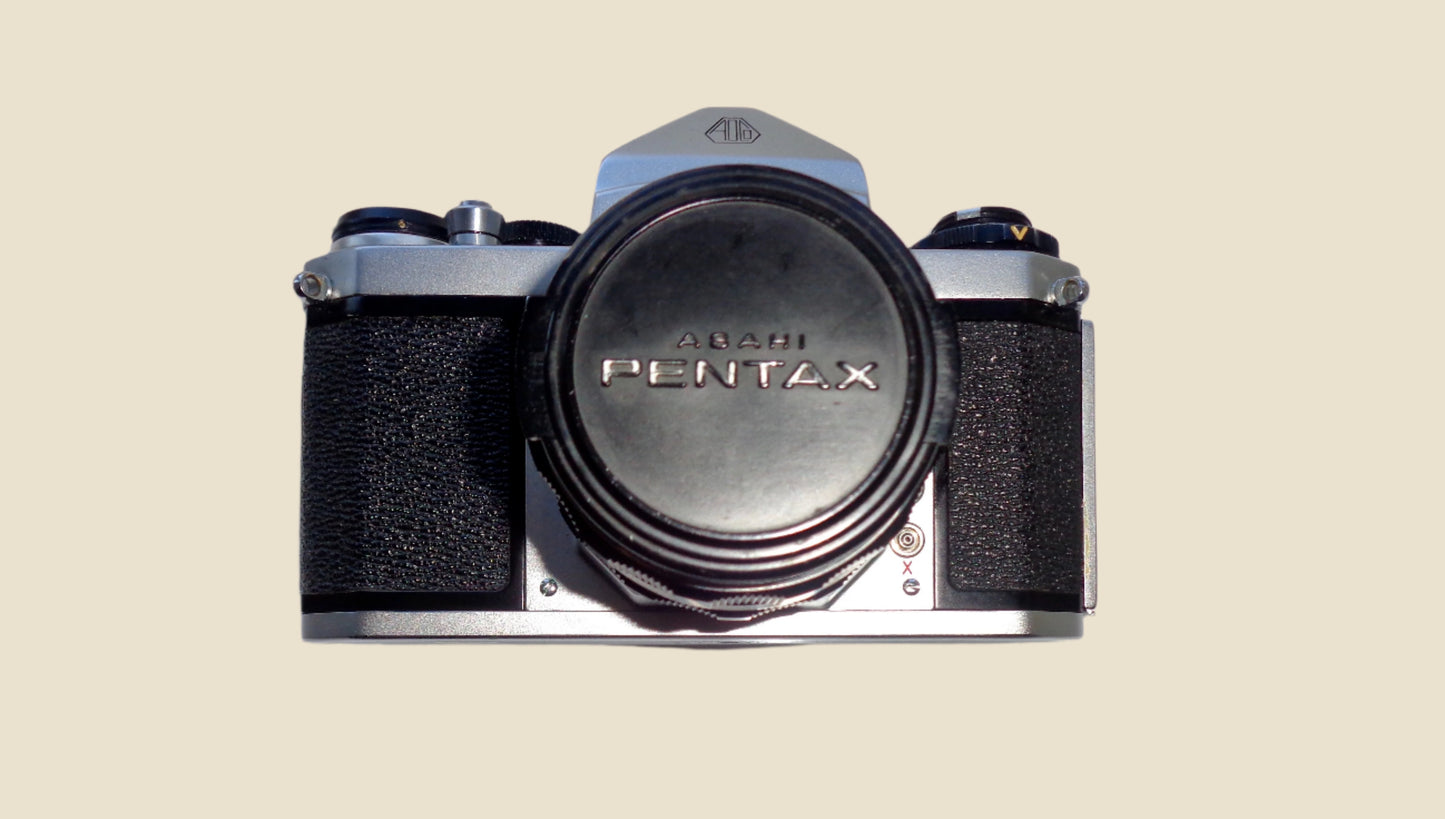 Pentax Asahi SV 35mm SLR Camera With 55mm f1.8 Super Takumar Lens