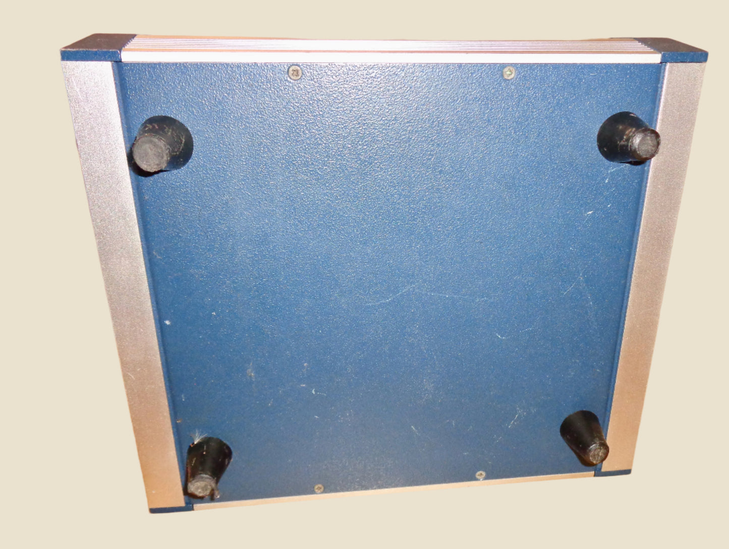 Preowned Racal 9915 UHF Frequency Meter