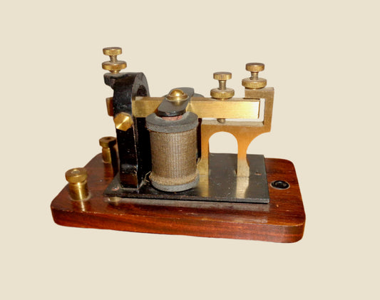 Vintage 150 Ohms Telegraph Sounder Type 113-S By Signal Electric Manufacturing Co.