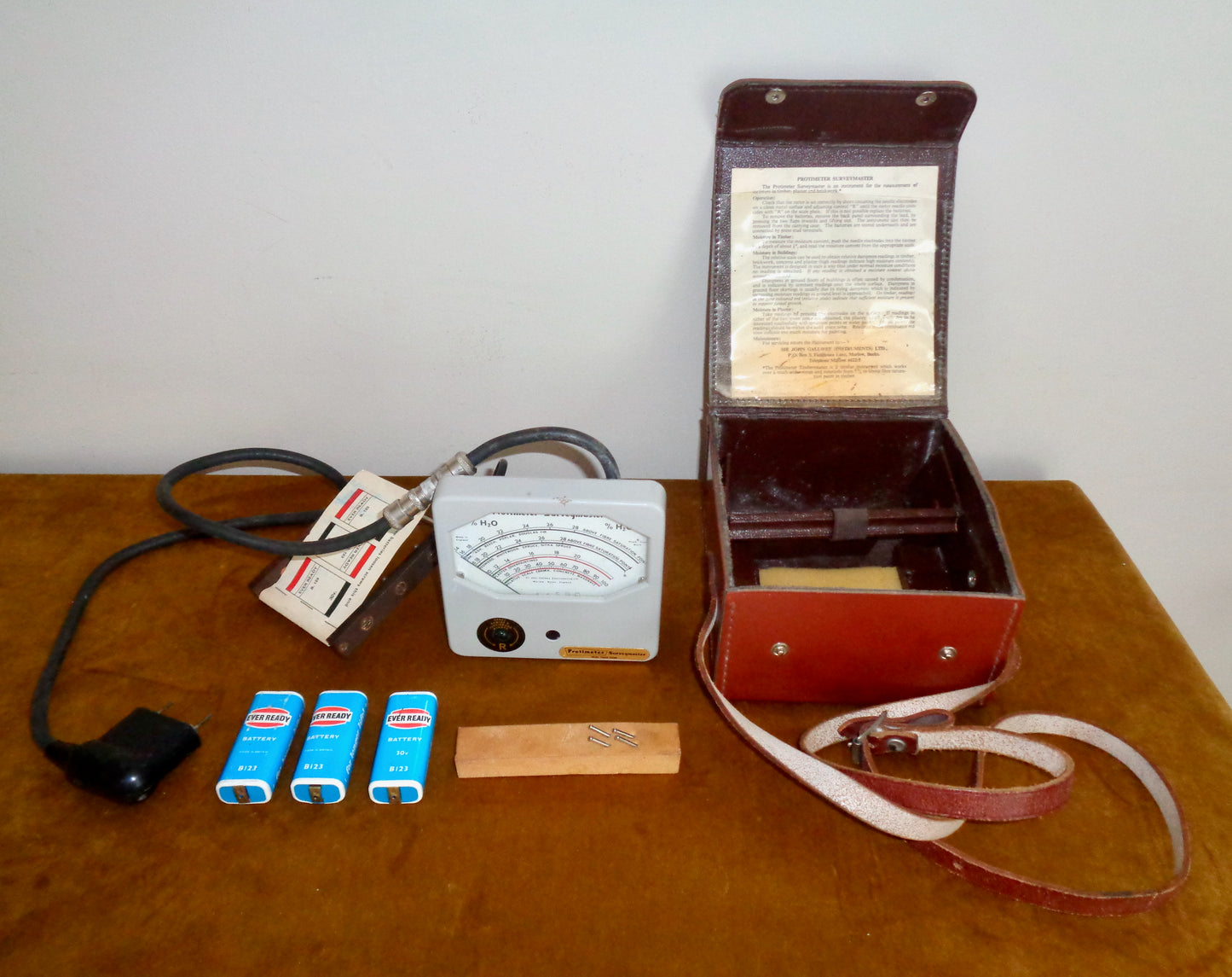 Vintage Protimeter Surveymaster Moisture Meter For Timber, Plaster & Brick
