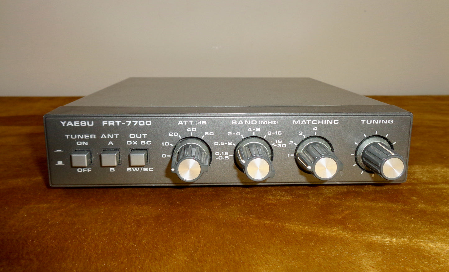 1980s Yaesu FRT-7700 Antenna Tuner ATU