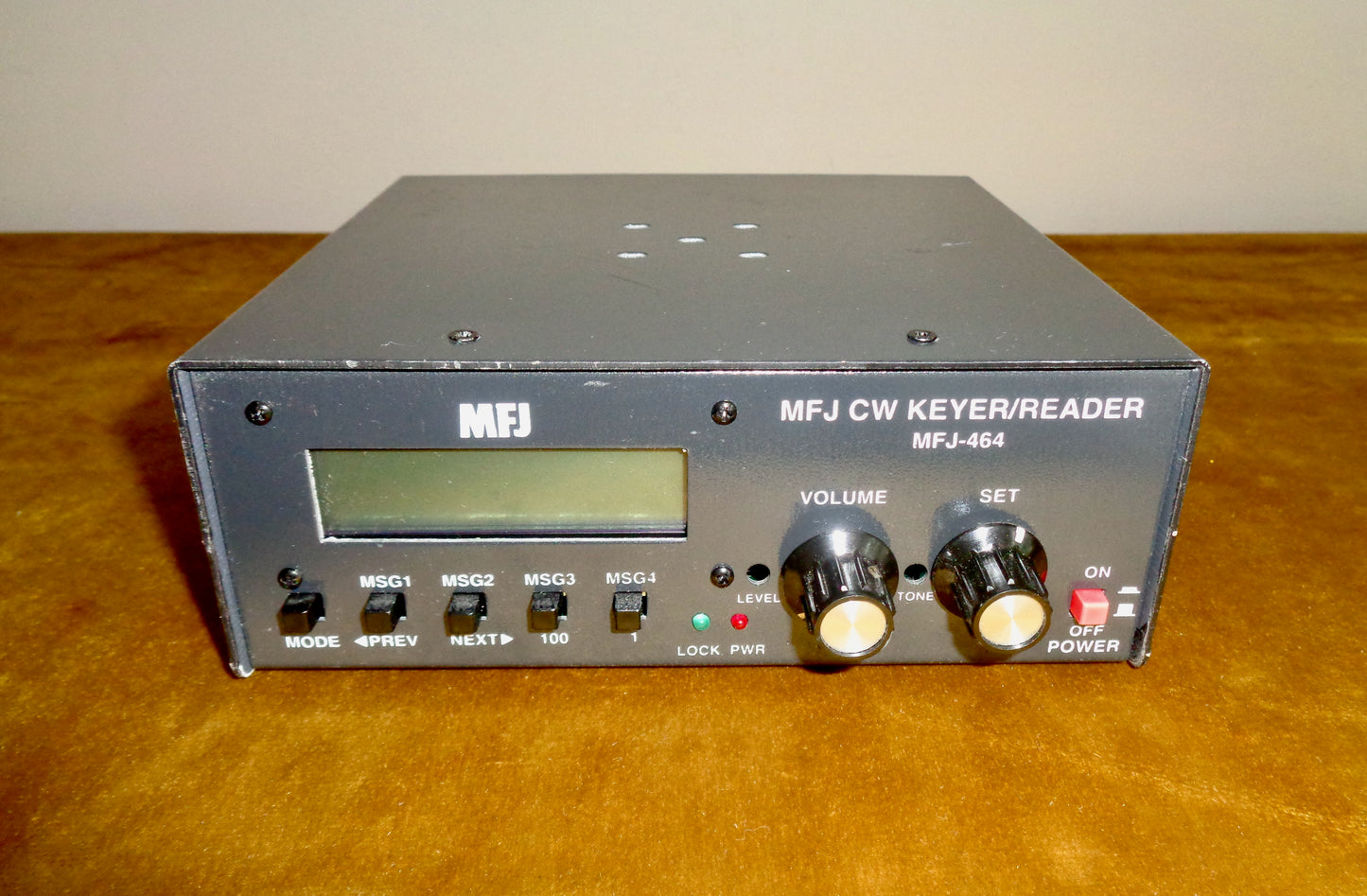 MFJ-464 CW Morse Code Reader With Built in Keyer