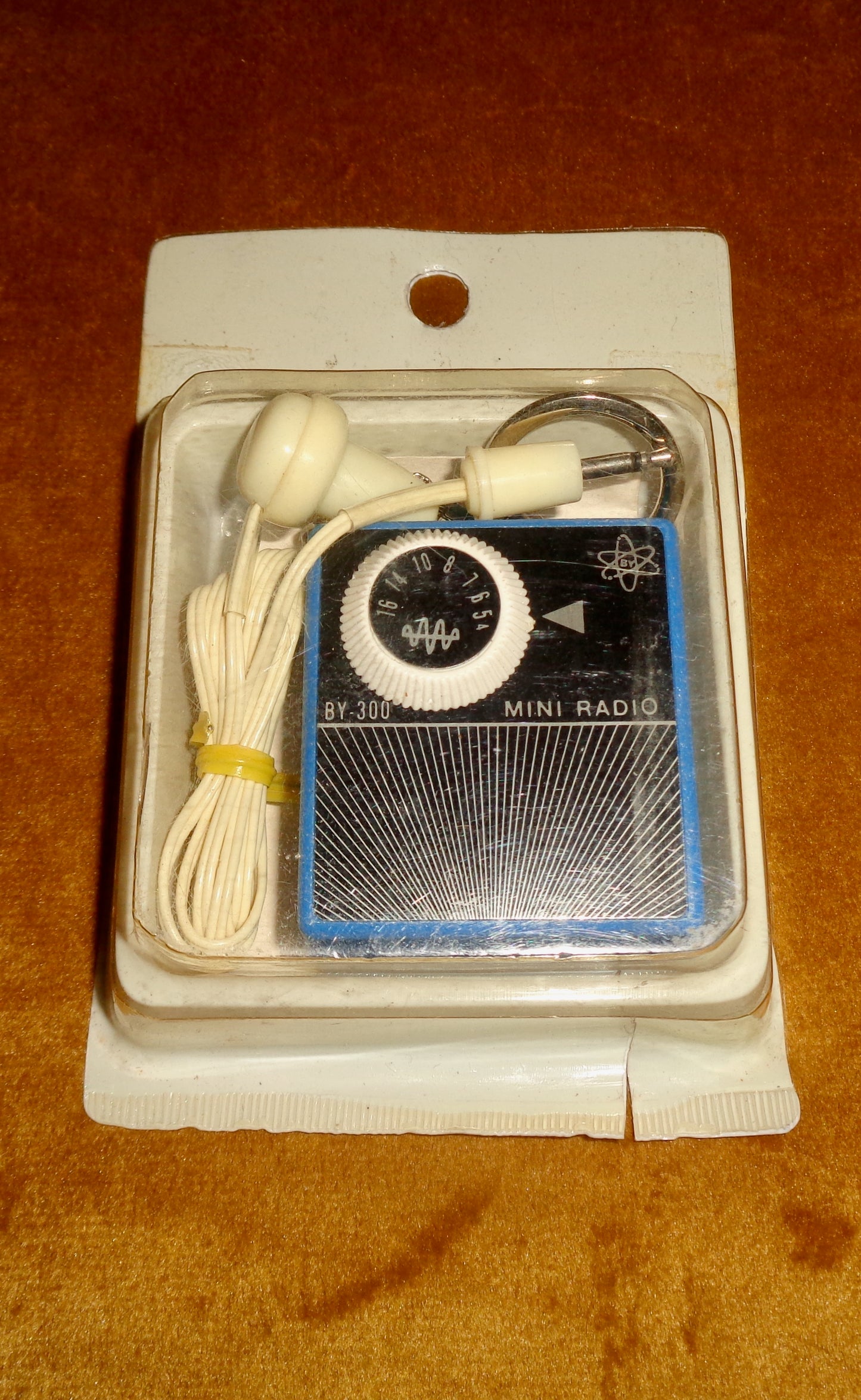1960s Blue Mini Radio BY-300 Portable Battery Micro Pocket Transistor