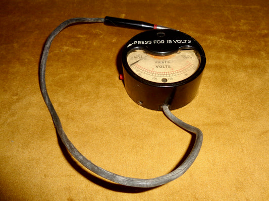 1943 WS19 WW2 Moving Coil Pocket Voltmeter No.2 250 Volts ZA7372