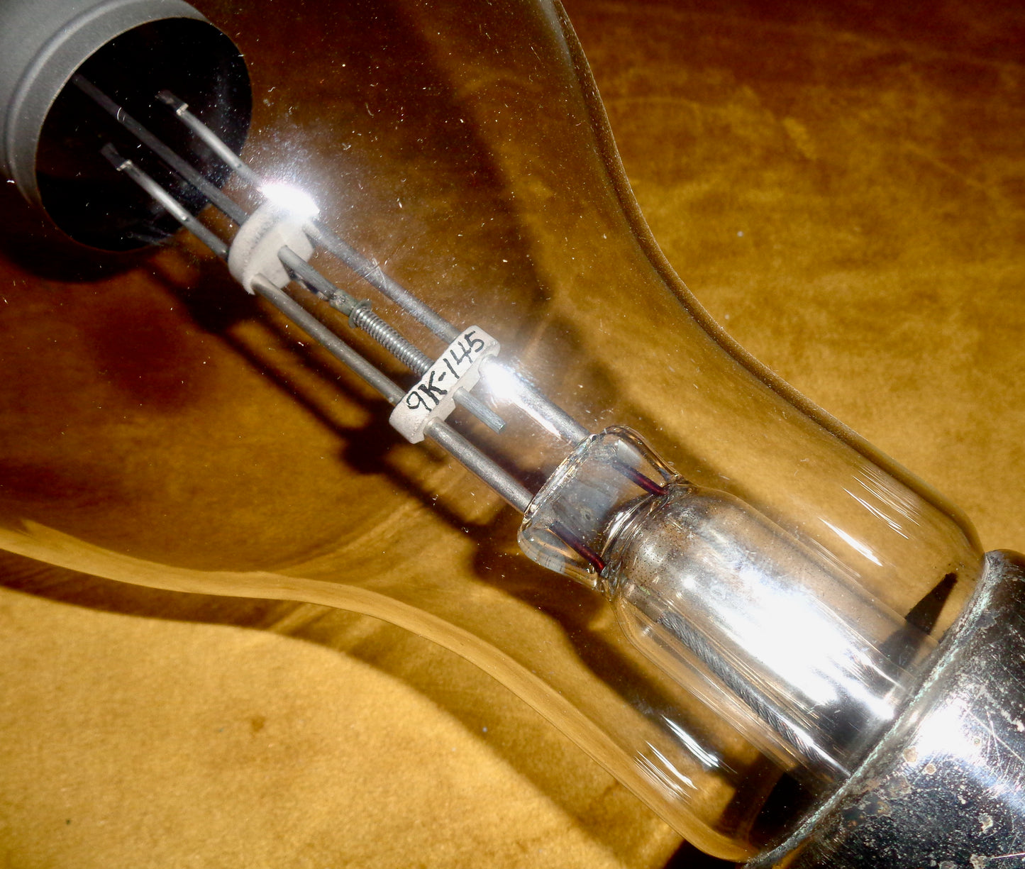 1957 MOD CV1504 Half-wave High Voltage Rectifier Valve