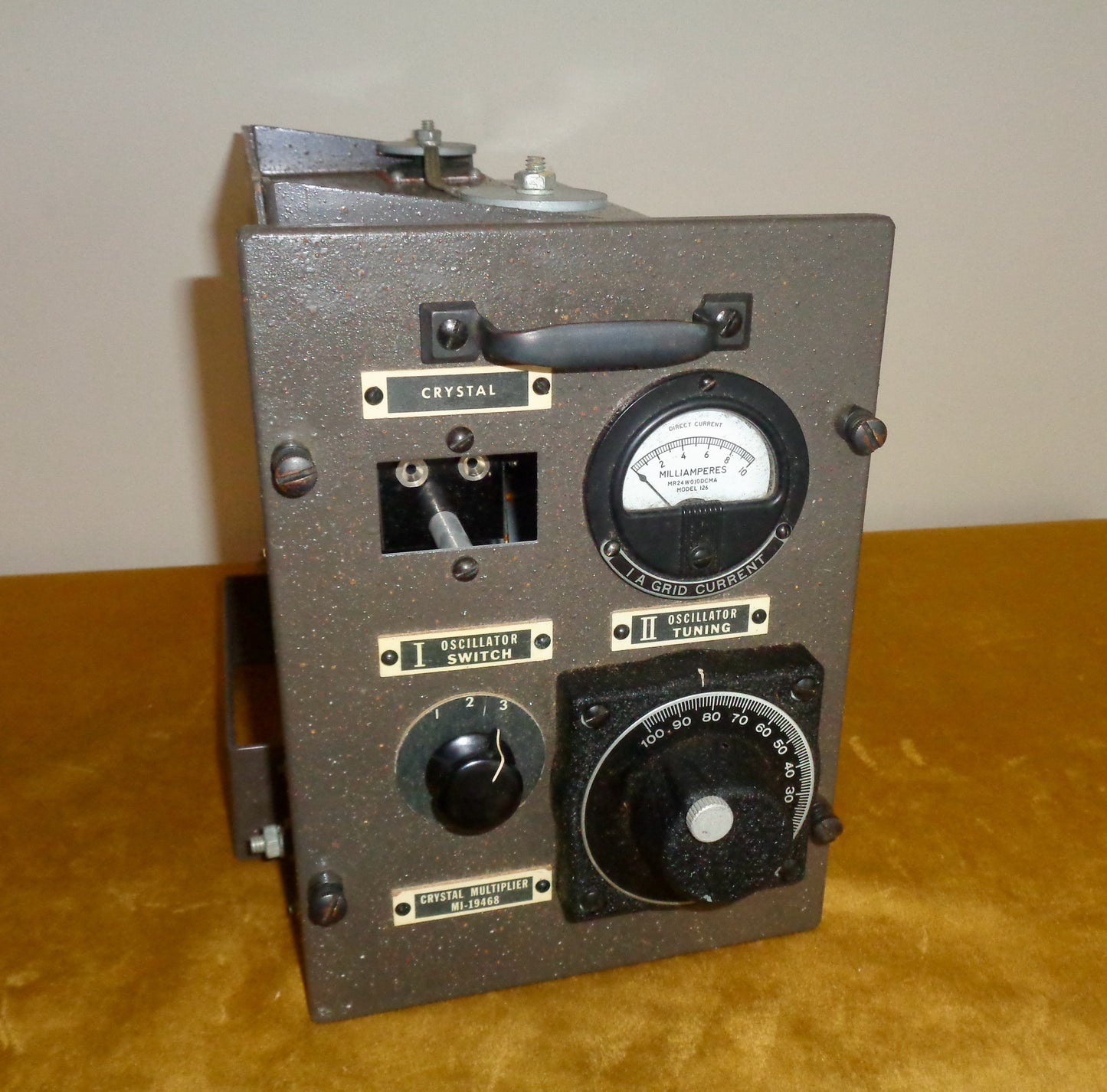 WW2 US Army Signal Corps Crystal Multiplier MI 19468 For An ET4336 Transmitter. New Old Stock In Its Original Box