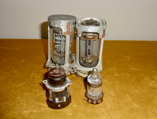 Set of Four WW2 German Telefunken Thermionic Valves
