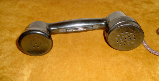 WW2 P.T and E.W Telephone Set D MkV Handset Tel. HD. No.2