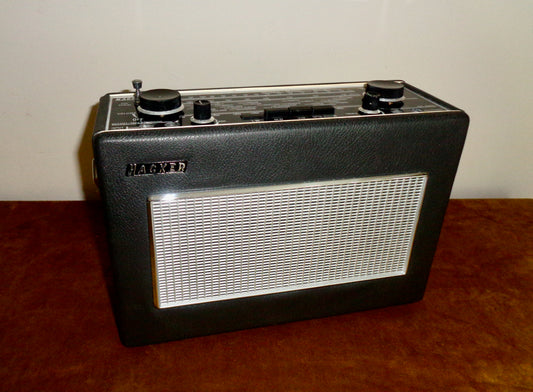 1970s Vintage Hacker Sovereign II RP25B VHF MW LW Radio