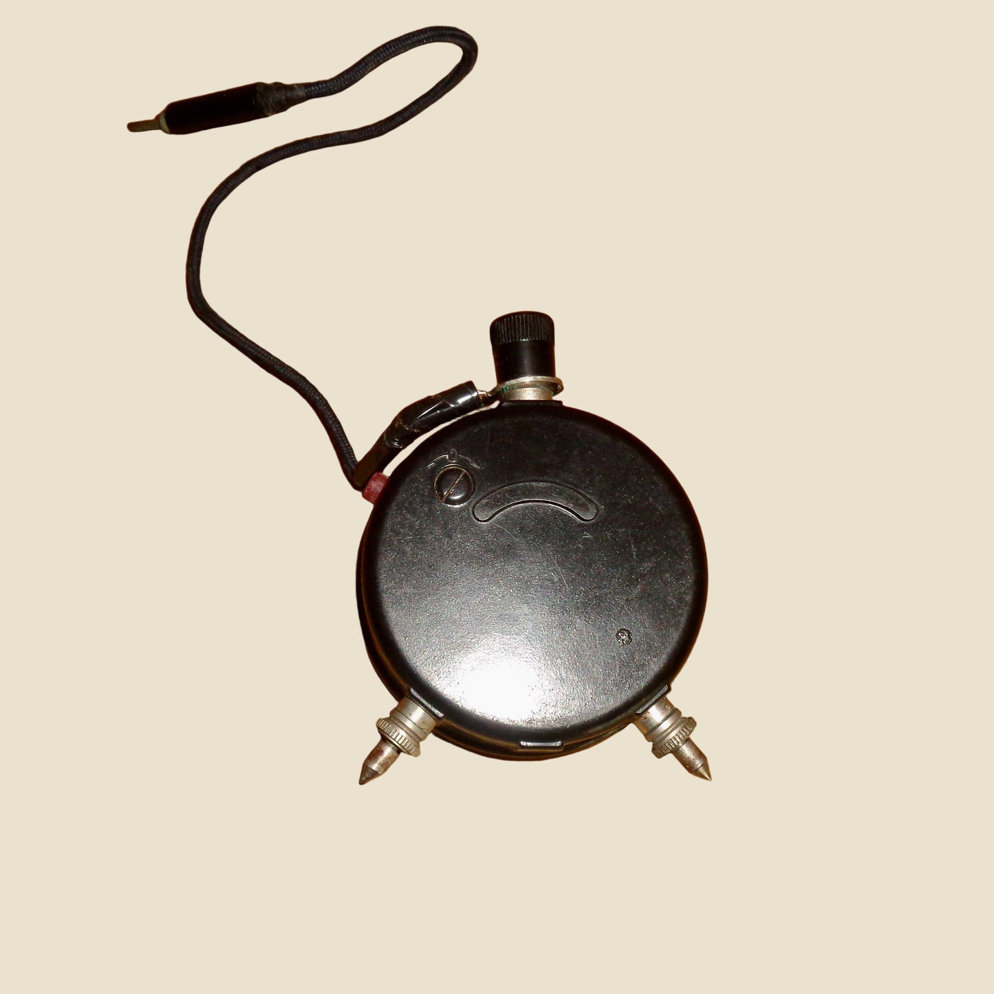 1930s ATEA Pocket Voltmeter Measuring 0-5 Volts and 0-50 Volts in A Brown Leather Case