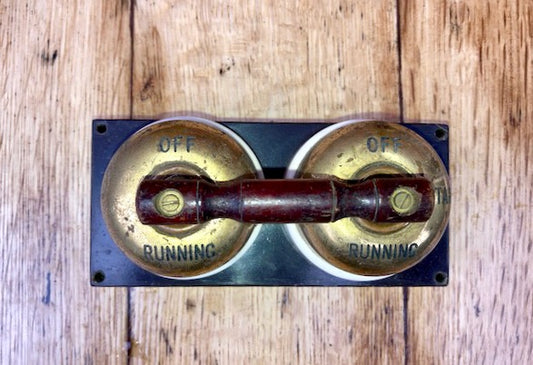 Vintage Aircraft Twin Magneto/Accumulator Switch Type 49 Air Ministry 10A/7540