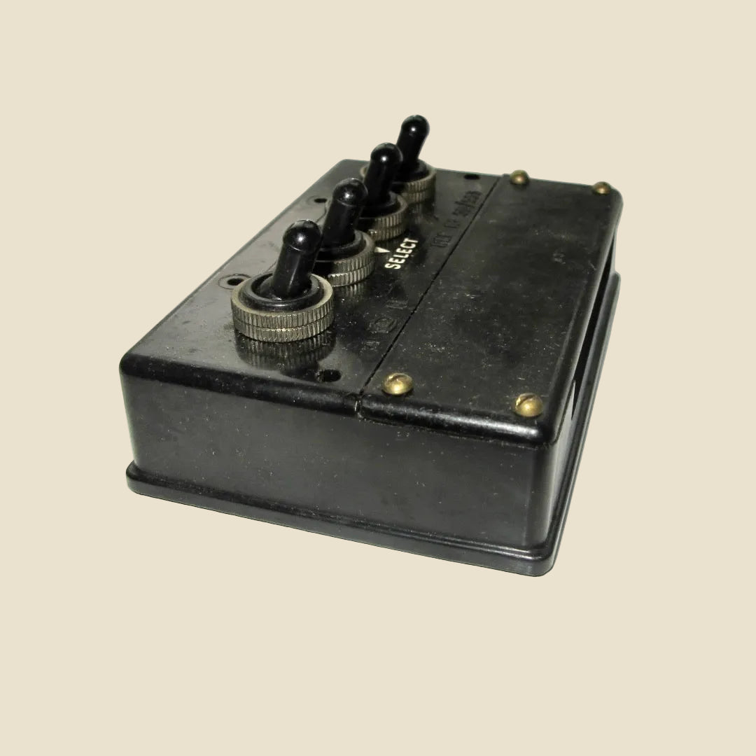 WW2 Air Ministry Bomb Selector 4-Way Switch Box 5D/533