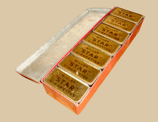 Wills's Star Cigarettes Boxed Tin Set of 28 Dominoes In Black With Gold Back
