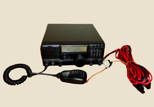 Yaesu System 600 HF Transceiver / FT600 With Leads And MH-31 Microphone