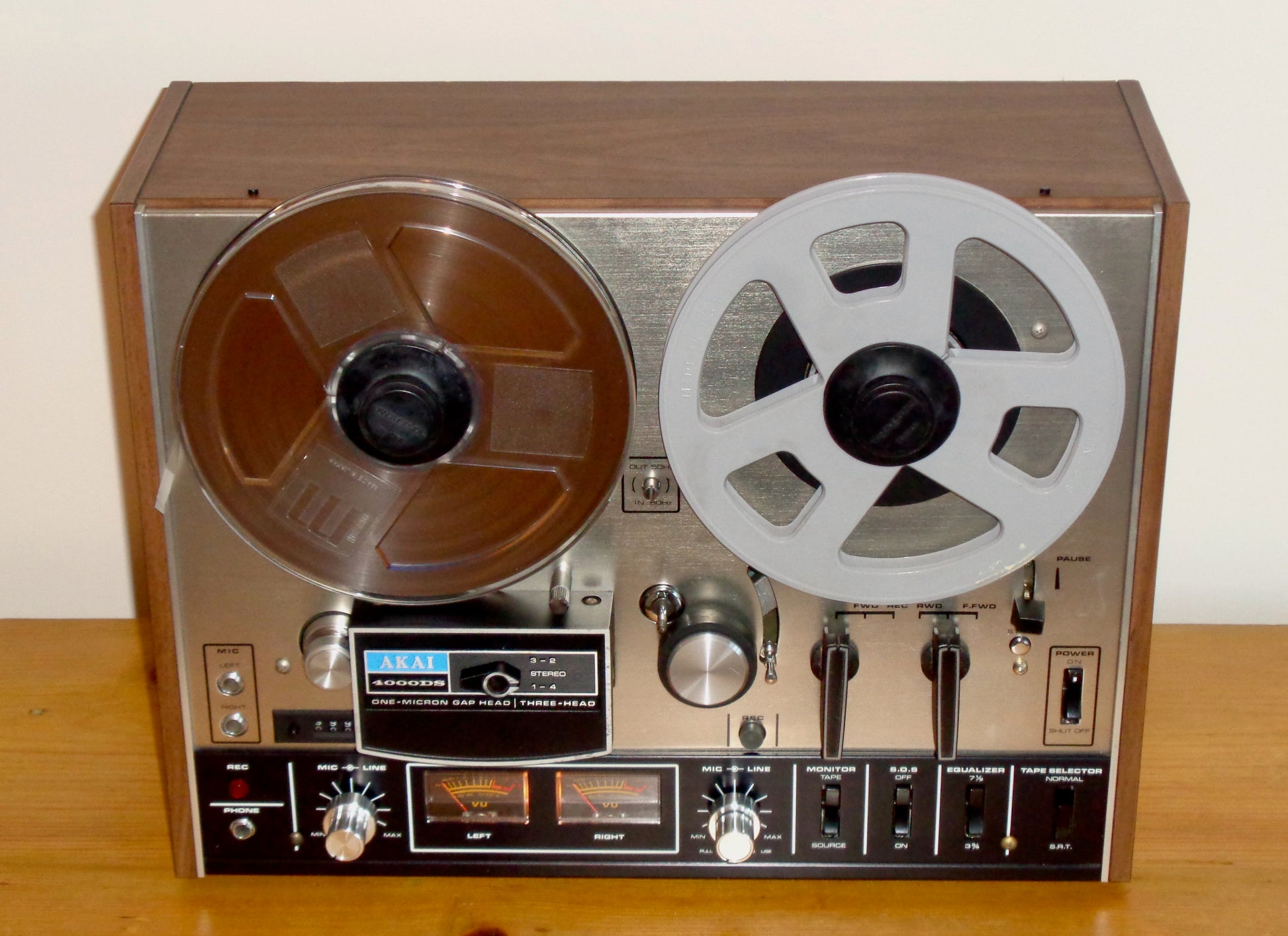 1970s AKAI 4000DS Open Reel to Reel Tape Recorder
