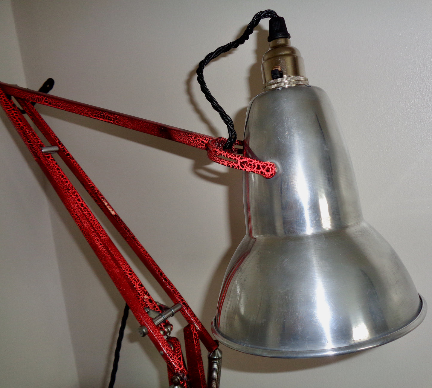 1950s Anglepoise 1227 Desk Lamp With Red Crackle Glaze Paint And Black Flex