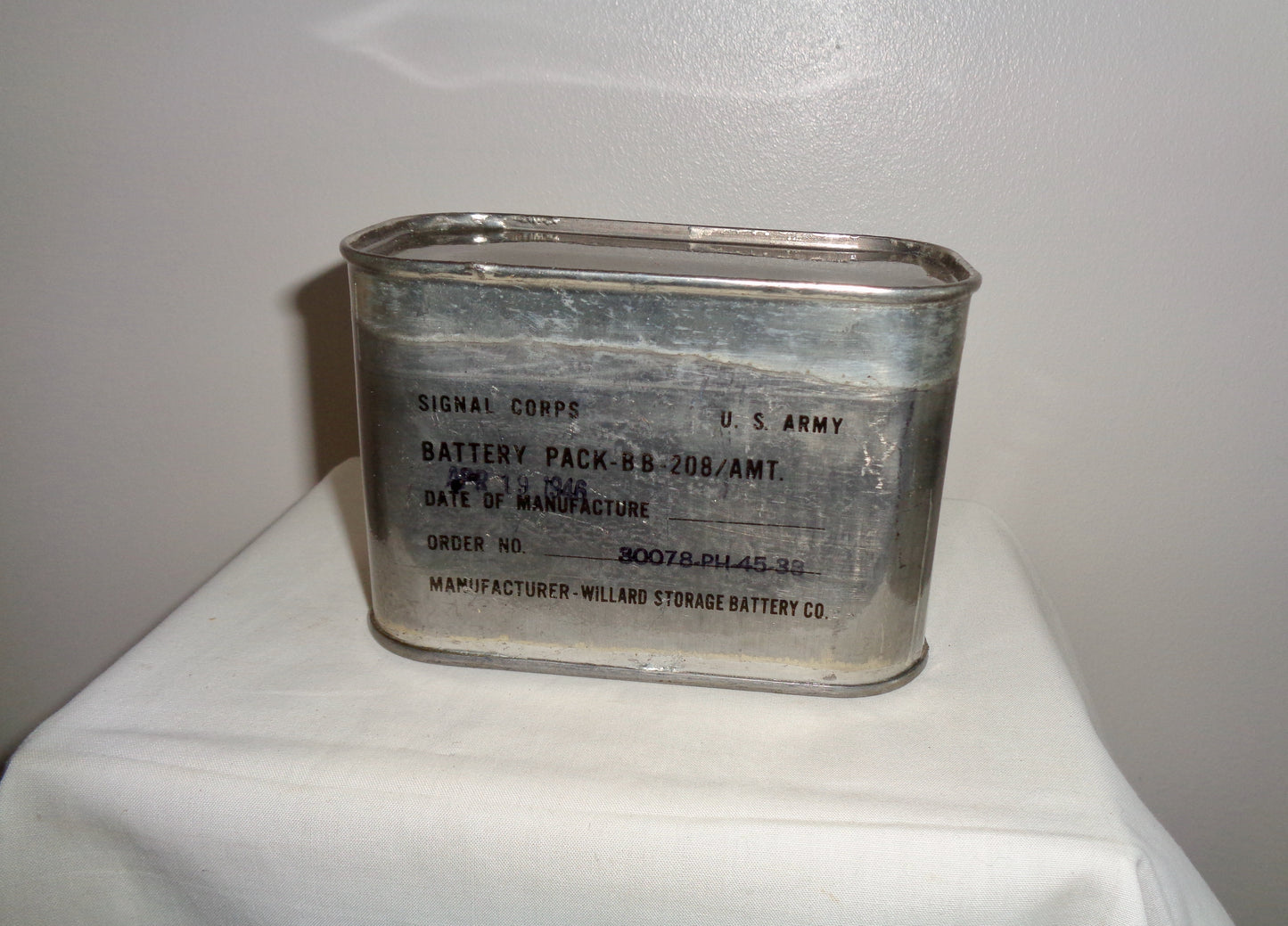 1946 BB 208 AMT Willard Radiosonde Storage Battery Pack In A Spam Tin