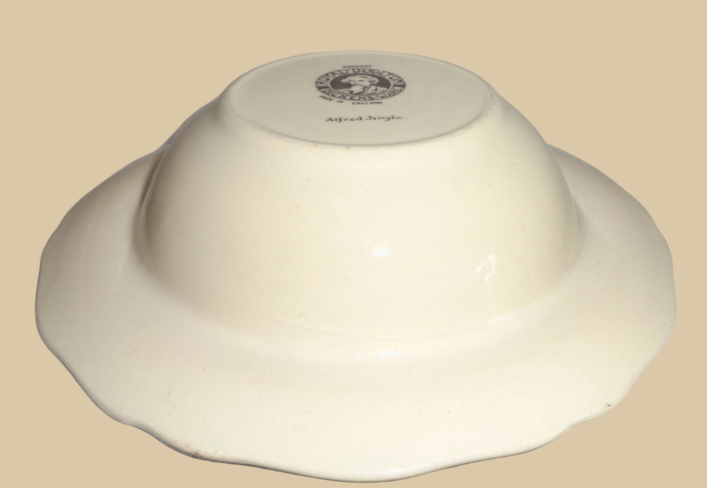 1930s Royal Doulton Dickens Ware Alfred Jingle Lipped Fluted 6.5 Inch Soup Bowl. Pattern Number D2973