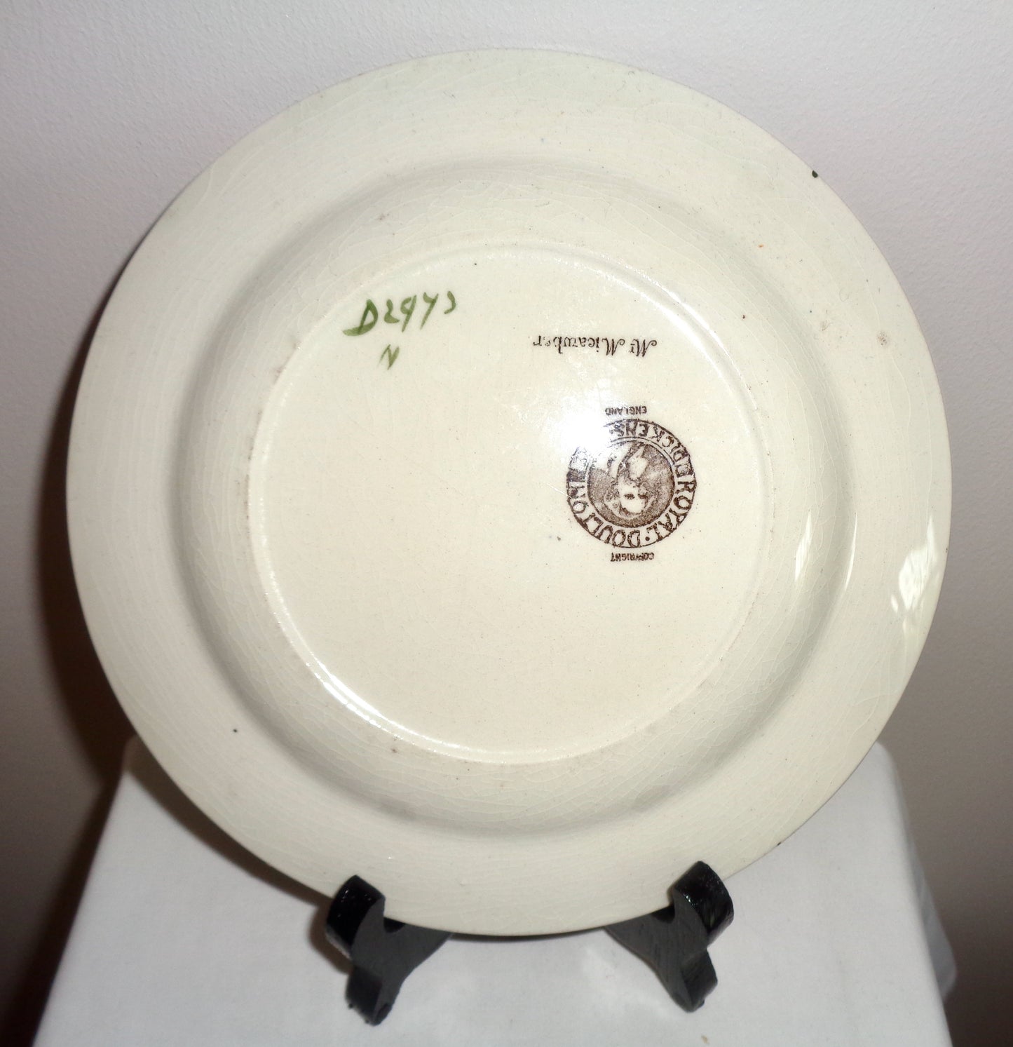 1930s Royal Doulton Dickens Ware Mr Micawber 6.5 Inch Side Plate. Pattern Number D2973