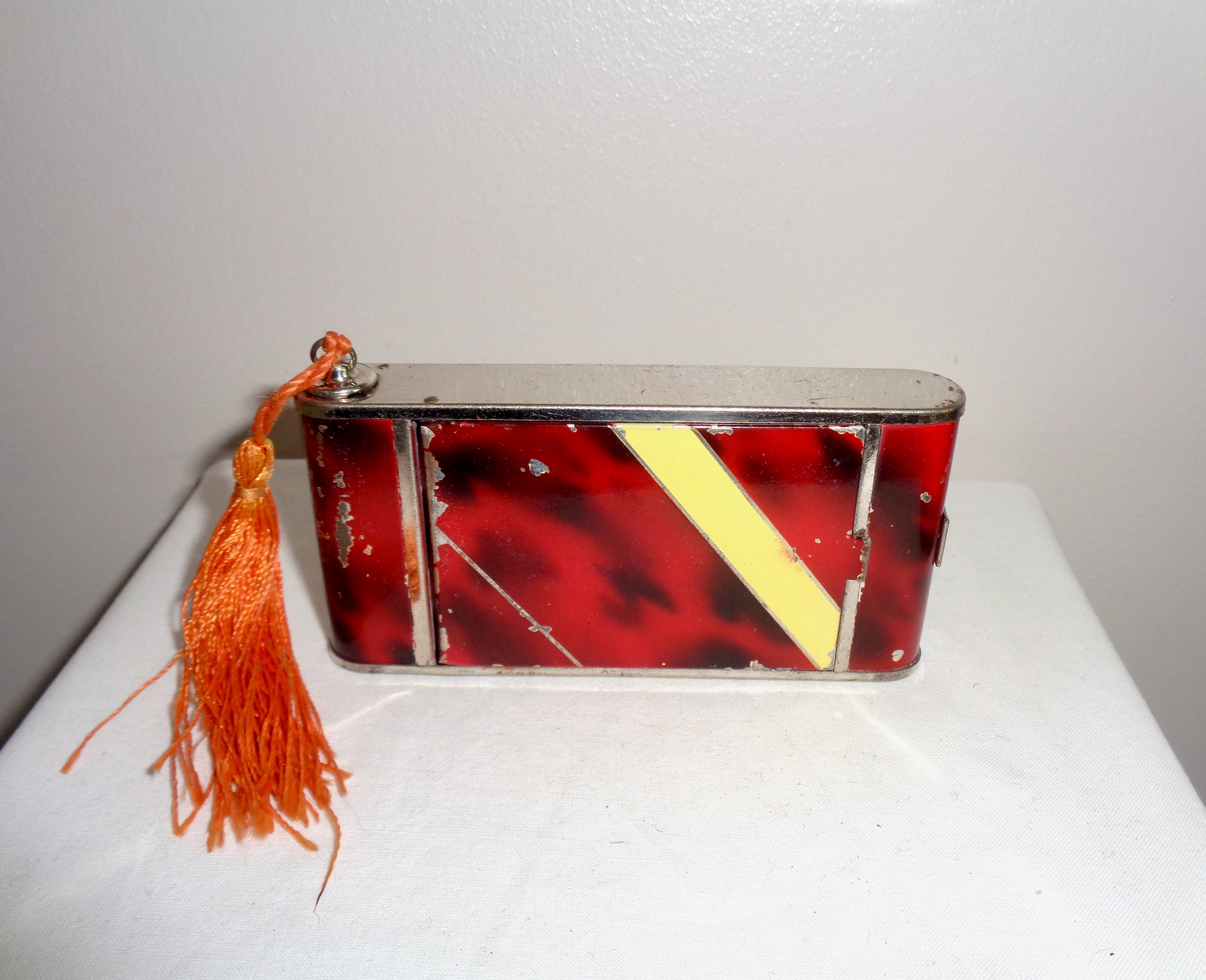 art deco cigarette case uk Art Deco Combination Brass & Red Enamel Compact & Cigarette Case – Mullard Antiques and Collectibles art deco cigarette case uk Art Deco Combination Brass & Red Enamel Compact & Cigarette Case – Mullard Antiques and Collectibles