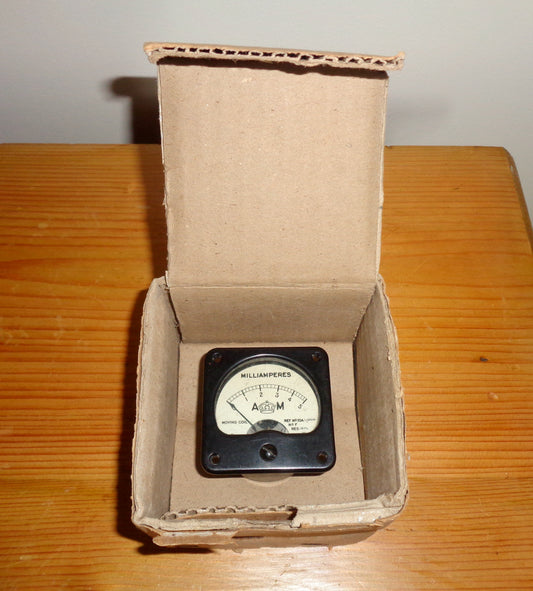 WW2 Air Ministry Moving Coil 5 Milliamp Ammeter In Original Cardboard Box