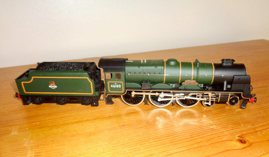 OO Gauge Airfix 54121-3 Royal Scot 46100 BR Livery 4-6-0 Locomotive Engine And Tender in Original Box