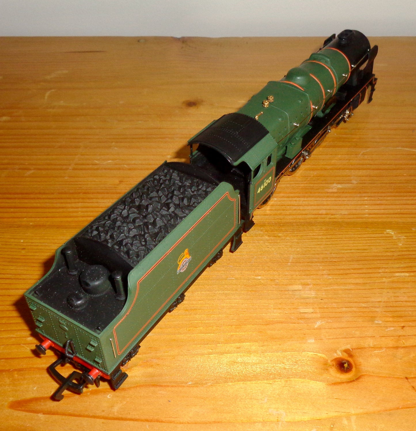 OO Gauge Mainline BR 46100 Royal Scot Steam Locomotive Engine And Tender in Original Box