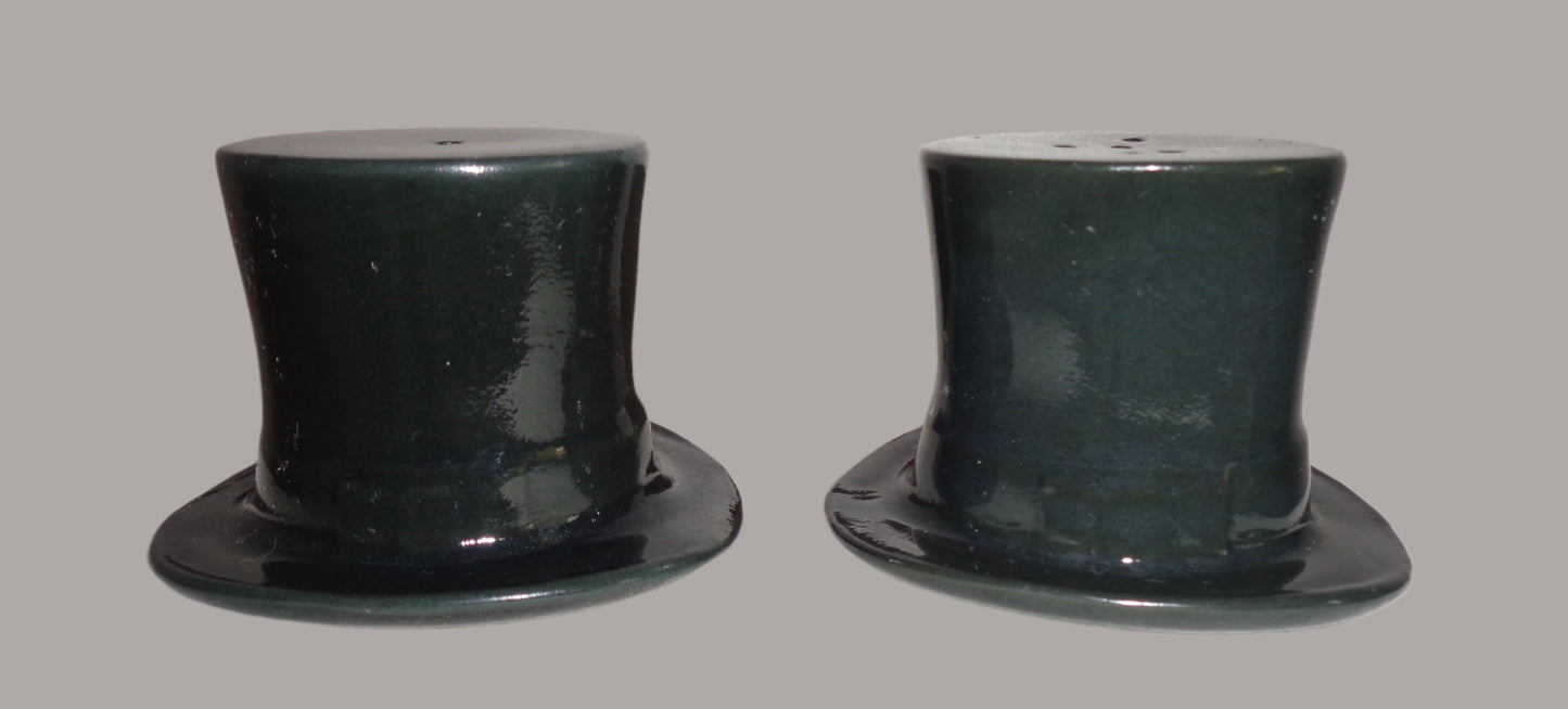 1970s Top Hat Novelty Salt & Pepper Pots Approved By The London Design Council
