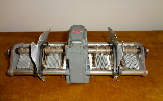 National Precision Condenser PW-4, HRO, 4-section Tuning Gang, Gearbox