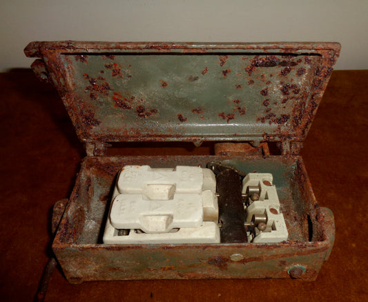 1930s Apex 599F Ceramic and Metal Electrical Fuse Box