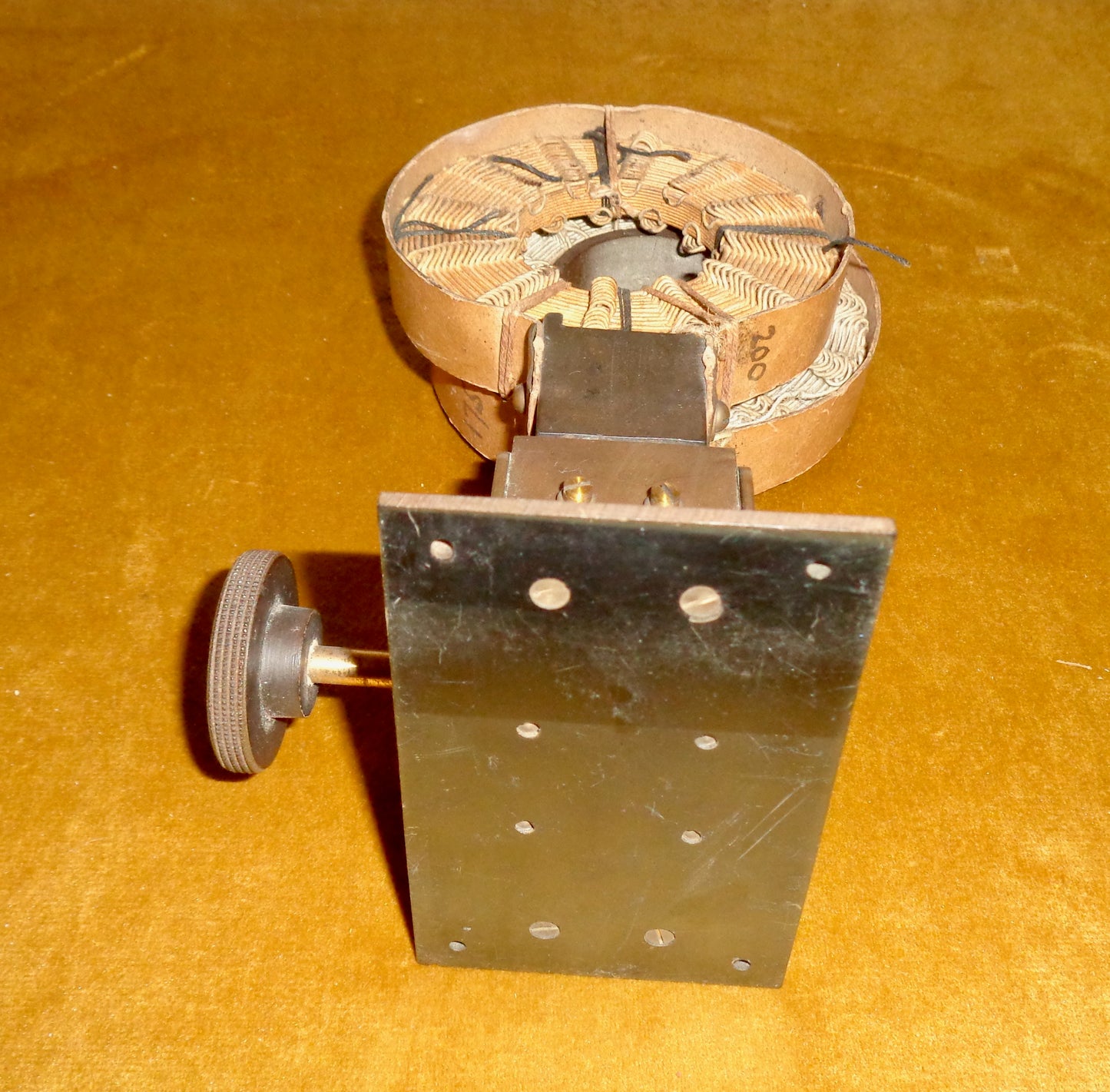 Vintage Pair Of Basket Weave Low Loss Inductance Coils And Brass Bi-Coil Holders For 1920s TRF Set Tuning