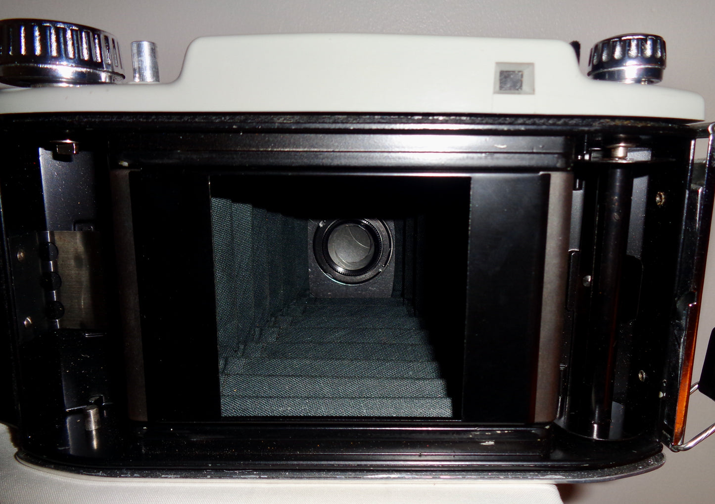 1950s Kodak 620 Model B31 Medium Format Roll Film Camera