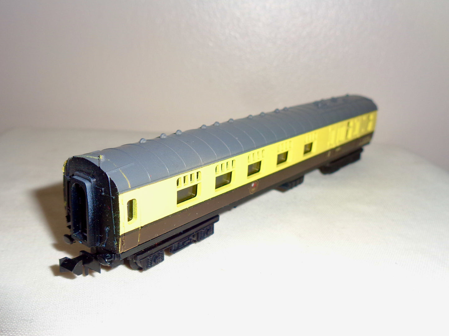 1970s Boxed N-Gauge Hornby Minitrix model N302 Coach