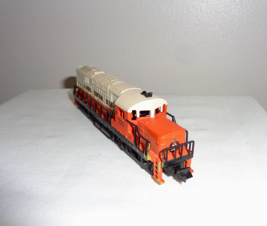 Vintage N-Gauge Atlas Diesel Locomotive 523 Illinois Central Gulf
