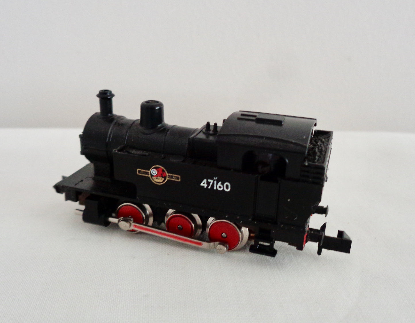 N-Gauge Minitrix BR 0-6-0T Locomotive 47160