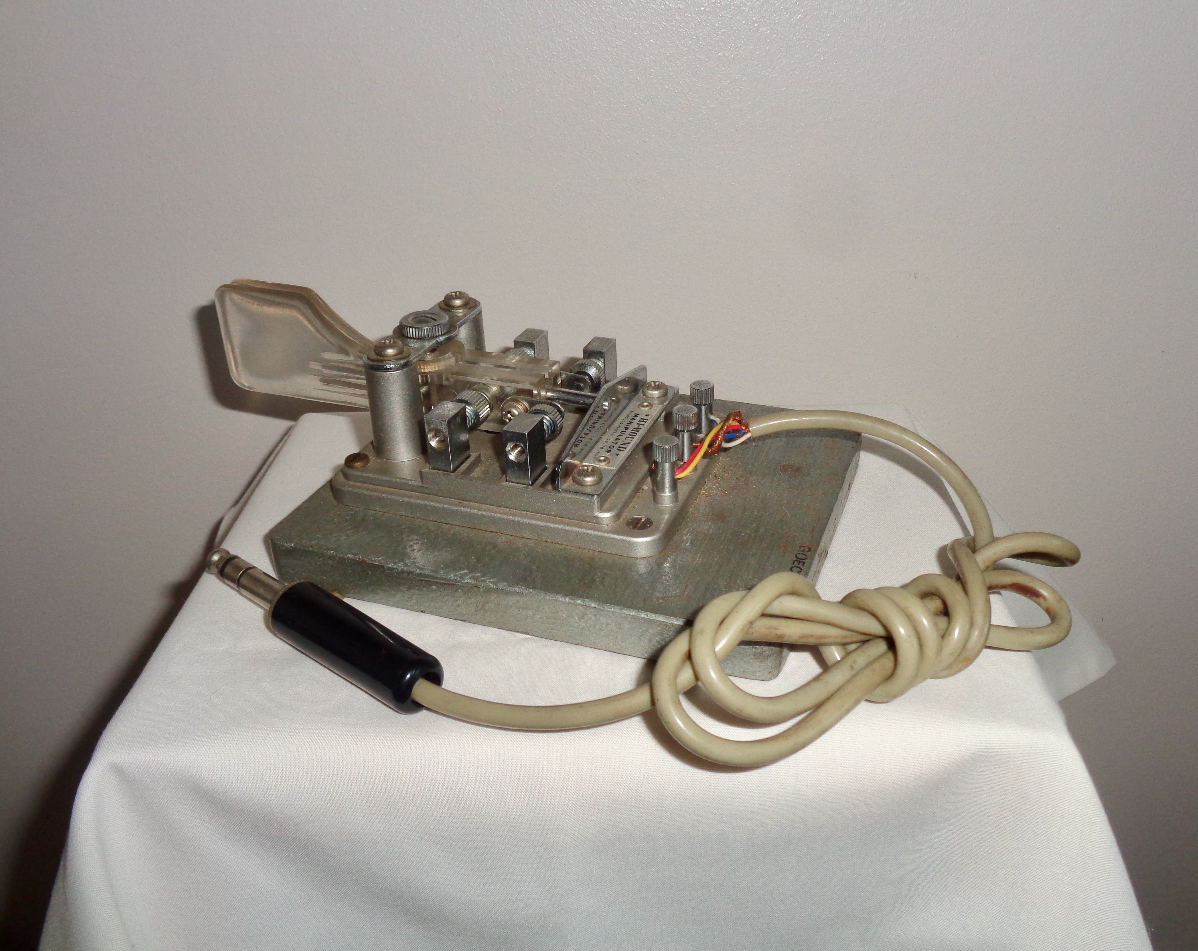 Vintage Hi-Mound Manipulator MK-703 Bug/Dual Paddle/Iambic Morse 