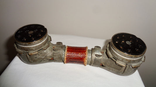 WW2 Army Wireless Set 19 / WS19 Dog Bone Connector