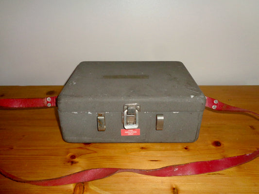 Vintage Anemotherm Air Meter Model 60 In A Metal Case