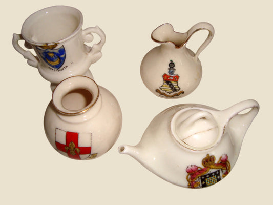 Four Pieces Vintage Souvenir Armorial Pottery Crested China