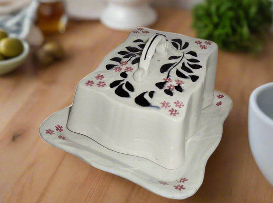 Victorian Mason's Ironstone Style Lidded Pottery Cheese / Butter Dish