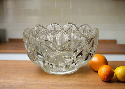 Vintage 5 Inch Circular Fruit / Salad Glass Bowl