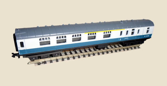 Vintage N-Gauge Hornby Minitrix 306 Composite Brake End Coach