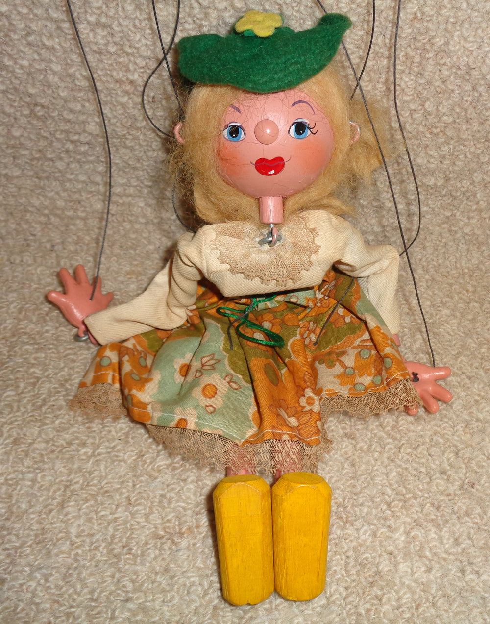 Vintage Toys, Games, Scale Model Railway, And Accessories Page 7