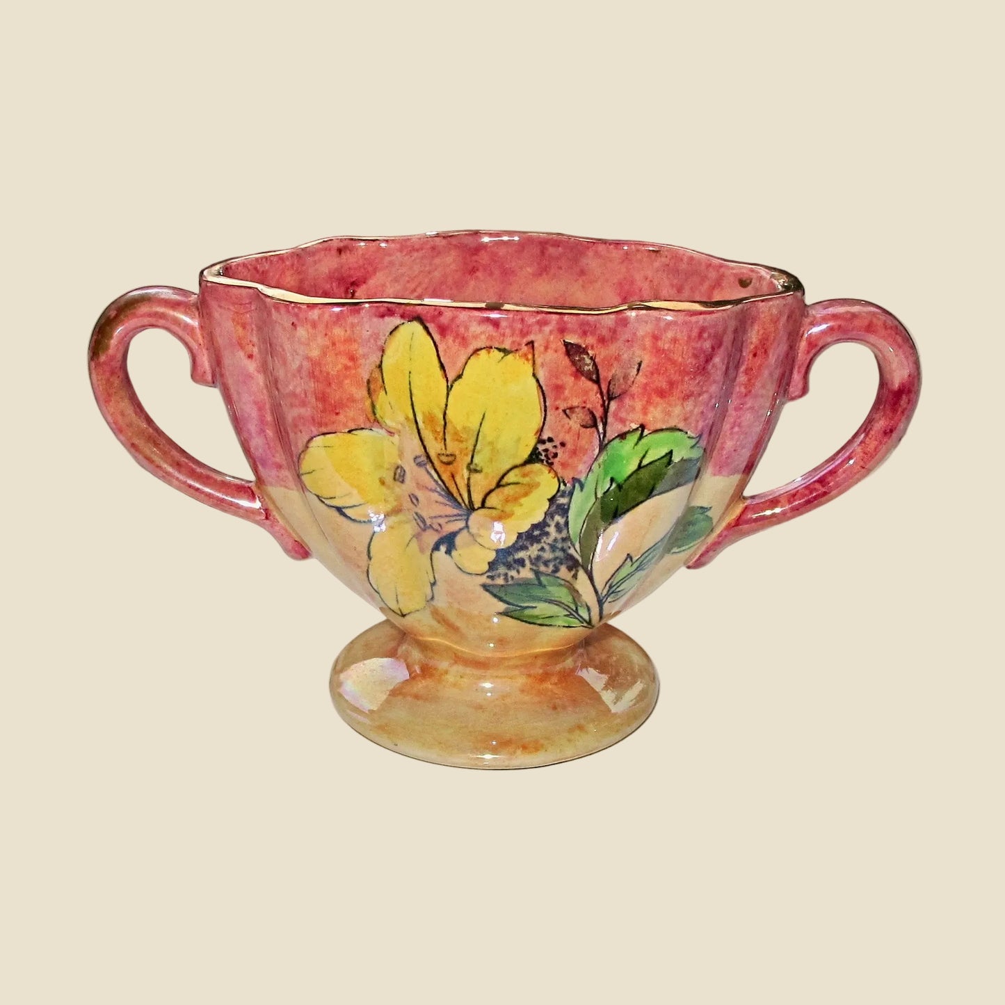 1930s_Kensington_Ware_Two_Handled_Pink_Shell_Shaped_Lustre_Vase