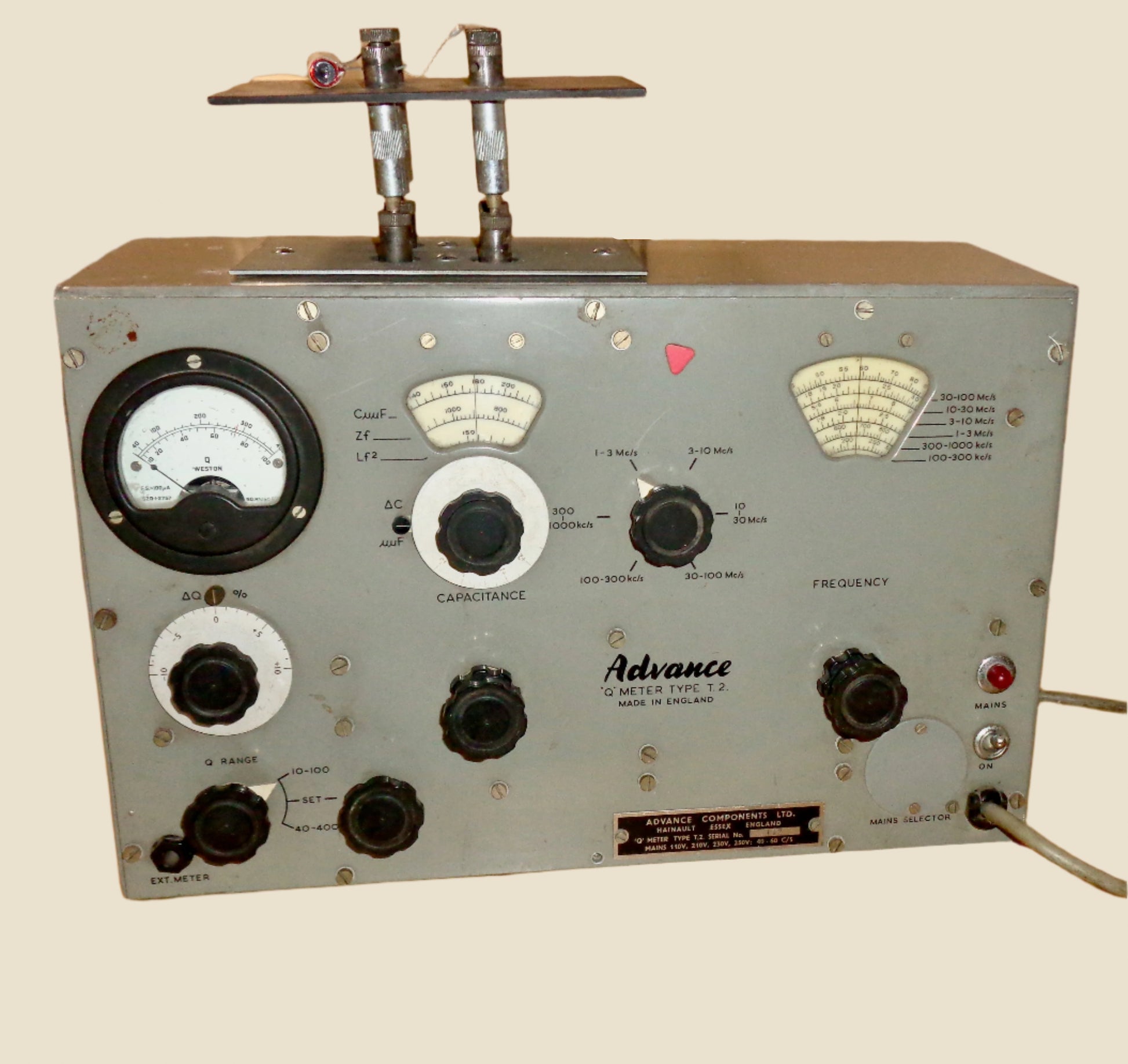 1960s Advance Q Meter Type T2 Circuit Magnification Meter