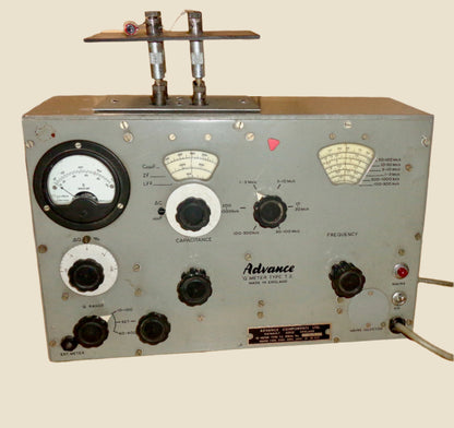 1960s Advance Q Meter Type T2 Circuit Magnification Meter